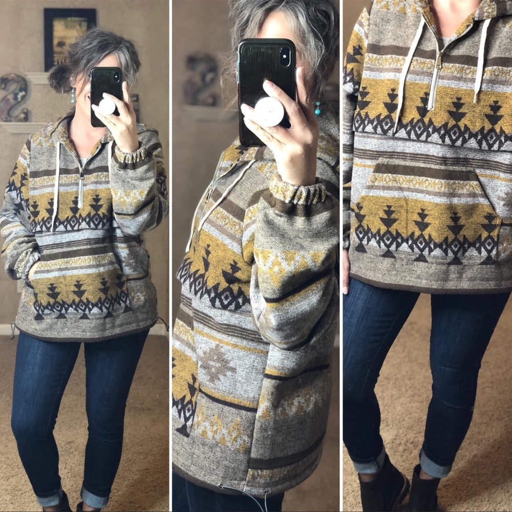 Hooded pullover!
